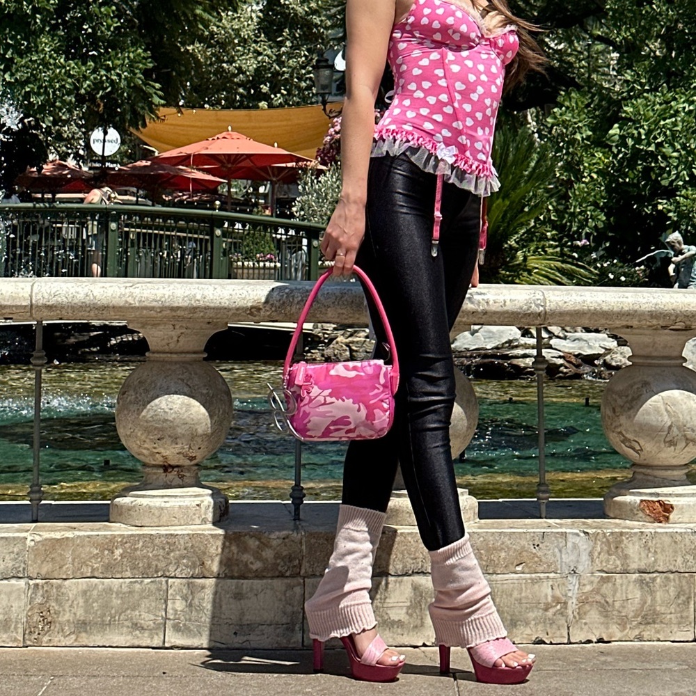 Marc jacobs heaven x blumarine pink camo mini bag